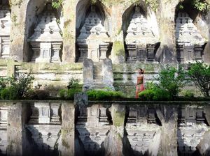 Mengintip Cerita Bali Kuno di Tebing Gunung Kawi