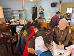 Dugaan Korupsi di Banjarmasin, Kejari Geledah Kantor Disdik 4,5 Jam