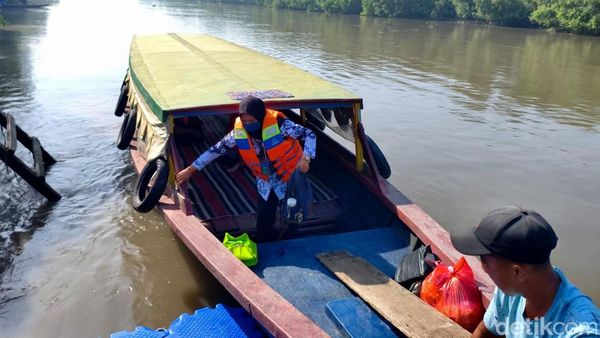 Potret Perjuangan Guru SD Sawohan Sidoarjo Tempuh Jalur Ekstrem Demi Mengajar