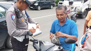 Pelanggaran Lalin di Cirebon Didominasi Tak Pakai Helm dan Lawan Arus