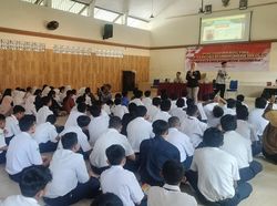 Cegah Bullying, Polresta Malang Kota Gelar Roadshow ke Sekolah