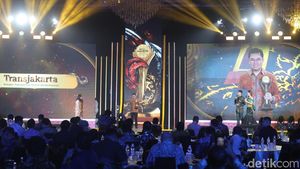 Potret Penerima Anugerah Lingkungan, Energi dan Pembangunan Berkelanjutan