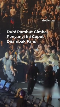 Video: Rambut Gimbal Penyanyi Ini Copot Dijambak Fans