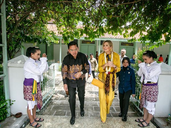 Ratu Maxima Sambangi Pura Mangkunegaran, Ajak Anak Muda Melek Keuangan