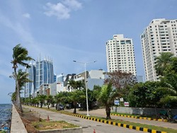 Banyak Rumah Mewah di Pantai Muara Dijual, Alarm Bahaya Tanggul Bocor?