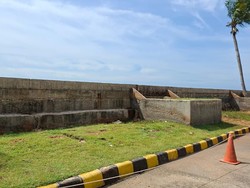 Tanggul Rembes Pantai Mutiara Jadi Sorotan, Hunian Mewah Ikut Terancam