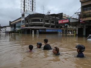 Banjir Thailand Tewaskan 55 Orang, Kamar Mayat Penuh