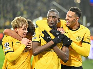 Dortmund Vs Villarreal: Die Borussen Pesta Gol