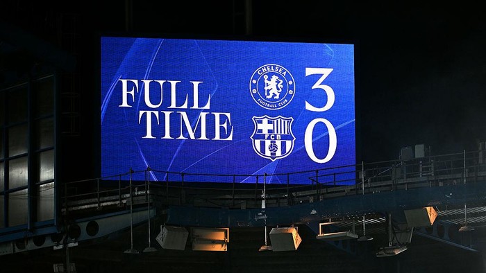 LONDON, ENGLAND - NOVEMBER 25: A general view of the final score on the big screen during the UEFA Champions League 2025/26 League Phase MD5 match between Chelsea FC and FC Barcelona at Stamford Bridge on November 25, 2025 in London, England. (Photo by Darren Walsh/Chelsea FC via Getty Images)