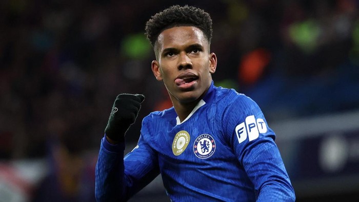 Soccer Football - UEFA Champions League - Chelsea v FC Barcelona - Stamford Bridge, London, Britain - November 25, 2025 Chelseas Estevao celebrates scoring their second goal REUTERS/Hannah Mckay