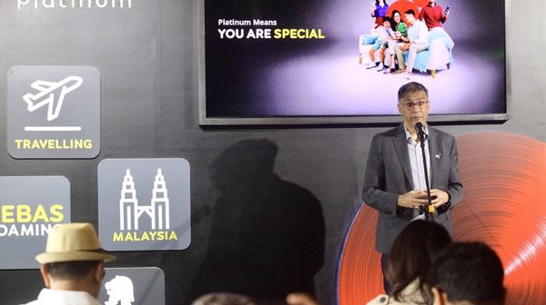 iPhone 17 Series Jadi Senjata Baru Indosat Dongkrak Pelanggan Pascabayar