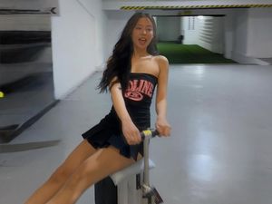 Foto-foto Jennie di Backstage Konser BLACKPINK Jakarta