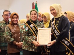 Pemkot Kukuhkan Bunda dan Bapak Literasi di 18 Kecamatan Palembang