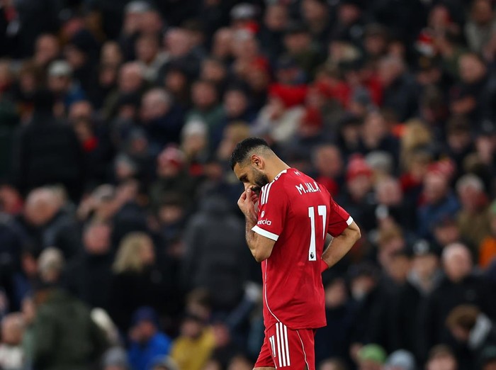 LIVERPOOL, ENGLAND - NOVEMBER 22: Mohamed Salah of Liverpool reacts during the Premier League match between Liverpool and Nottingham Forest at Anfield on November 22, 2025 in Liverpool, England. (Photo by Molly Darlington/Getty Images)