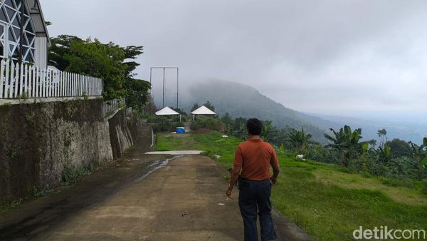 Potret Kesejukan di Objek Wisata Dorchid Kuningan