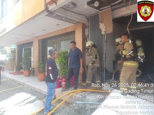 Restoran di Kelapa Gading Terbakar Akibat Gas Bocor, 3 Orang Terluka