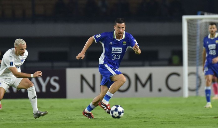 Keresahan Thom Haye di Super League