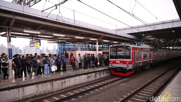 Berita dari Detik Finance: KRL Bakal Nyambung hingga Cikampek-Sukabumi