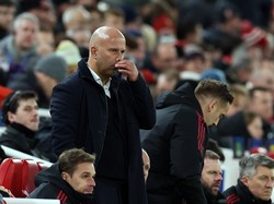 Bukannya Slot Nggak Mau Ganti Taktik Liverpool