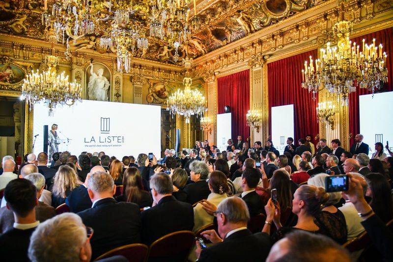 Bangga! Indonesia Jadi Destinasi Kuliner Baru Versi La Liste 2026 Indonesia menerima penghargaan The New Destination Champion Award 2026 pada Annual La Liste Awards Ceremony di Paris, Prancis, 24 November 2025.