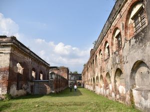 Keindahan Benteng Pendem Ambarawa yang Berselimut Sejarah