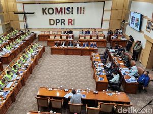 Komisi III Raker dengan Kakorlantas Polri dan Jajaran, Bahas Kesiapan Nataru