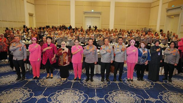 Kapolri Jenderal Listyo Sigit Prabowo menghadiri Polri 'HeForShe' Awards 2025