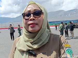 Dalih TNBTS Soal Alat Berat di Lautan Pasir Bromo: Pembangunan Sarana