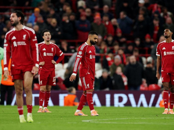 Soccer Football - UEFA Champions League - Liverpool v PSV Eindhoven - Anfield, Liverpool, Britain - November 26, 2025 Liverpool's Mohamed Salah reacts after conceding their fourth gaol scored by PSV Eindhoven's Couhaib Driouech REUTERS/Phil Noble     TPX IMAGES OF THE DAY