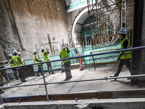 Melihat dari Dekat Stasiun Terdalam dan Terowongan Bertingkat di Jakarta