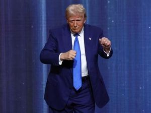 Video: Momen Trump Joget Lagu YMCA di Pengundian Piala Dunia FIFA 2026