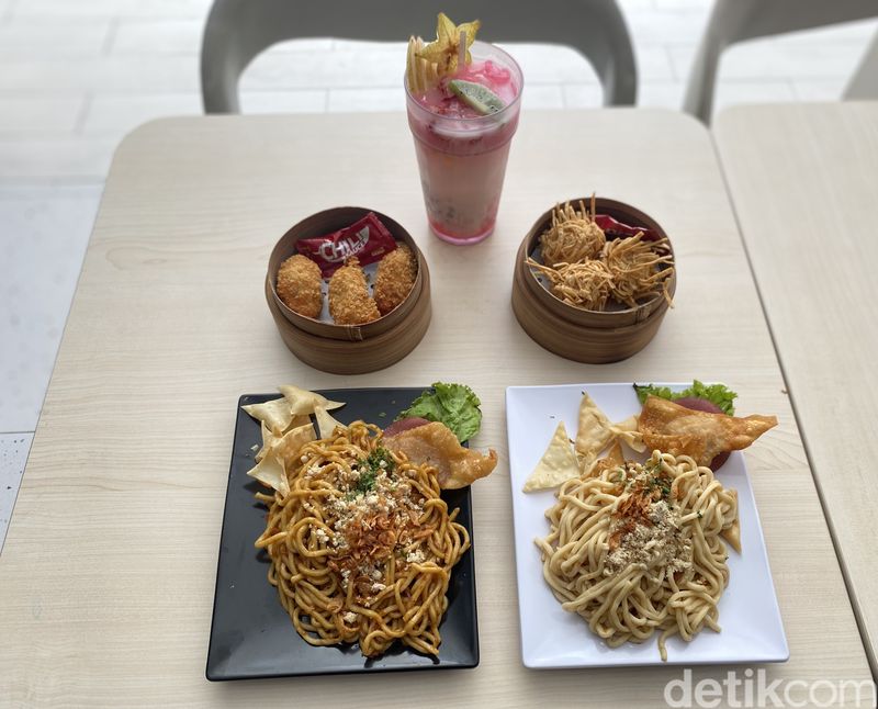 Adu Rasa 3 Mie Pedas Kekinian