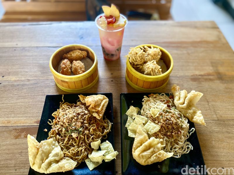 Adu Rasa 3 Mie Pedas Kekinian