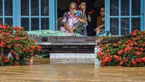 Banjir Besar Rendam Solok, Ribuan Warga Terdampak