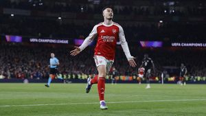 Martinelli Jimatnya Arsenal