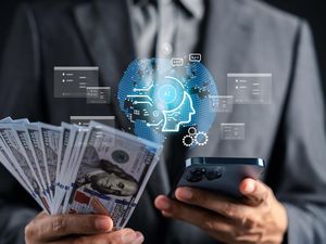 Pluang Hadirkan Aura AI, Fitur Analisis Investasi Instan di Satu Platform