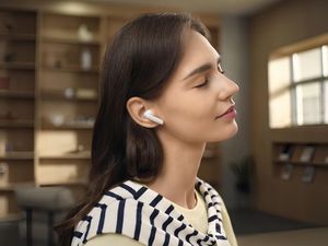 Lirik Lagu Tunggal Eka Denny Caknan Lengkap Terjemah dan Chord Gitar