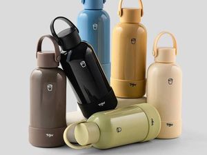 Viral Tumbler Tuku gegara Penumpang KRL, Segini Harganya!