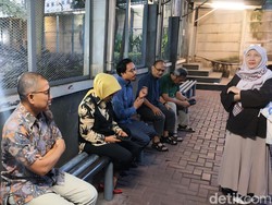 Eks Dirut ASDP Bebas Hari Ini, Keluarga Tunggu di Rutan KPK dari Jam 5 Pagi