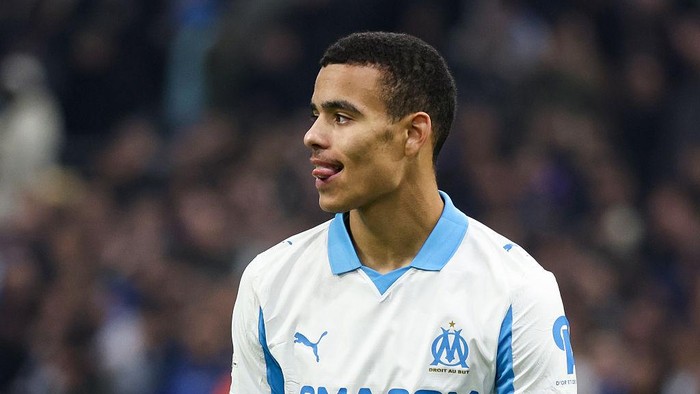 MARSEILLE, FRANCE - NOVEMBER 25: Mason Greenwood #10 of Olympique de Marseille looks on during the UEFA Champions League 2025/26 League Phase MD5 match between Olympique de Marseille and Newcastle United FC at Stade Velodrome de Marseille on November 25, 2025 in Marseille, France. (Photo by Catherine Steenkeste/Getty Images)