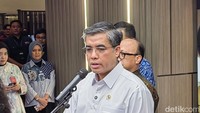 Menaker soal UMP 2026: Tunggu, Nanti Saya Kasih Surprise