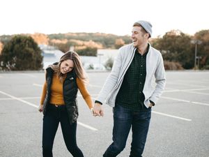 Ramalan Zodiak Hari Ini 28 November 2025: Virgo Bertemu Sosok Idaman!