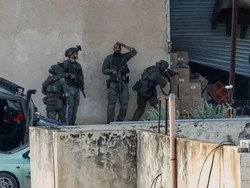 Keji! Tentara Israel Bunuh 2 Pria Palestina yang Menyerahkan Diri