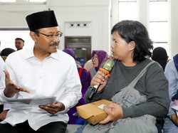 Pastikan Tepat Sasaran, Mensos Gus Ipul Hadiri Penyaluran BLTS di Bandung