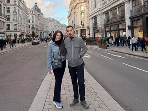 Momen Angel Karamoy Liburan ke London Bareng Gusti Ega