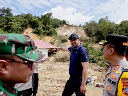 Gubsu Bobby Fokus Evakuasi-Buka Jalur di Tapteng, Pastikan Bantuan Masuk