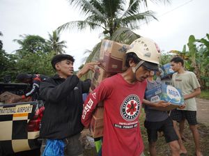 InJourney Group Beri Bantuan Pangan-Obat ke Korban Banjir Sumatera-Aceh
