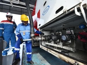 Banjir Putus Akses, Penyaluran BBM-LPG ke Aceh Dialihkan Lewat Jalur Alternatif