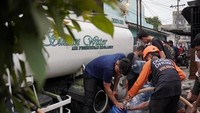 Dompet Dhuafa Bantu 10.000 Liter Air Bersih ke Warga Terdampak Banjir Medan