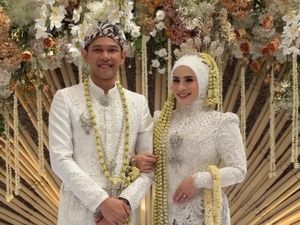7 Potret Pernikahan Fajar Alfian dan Firly dengan Adat Sunda, Nuansa Serba Putih